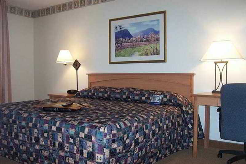 Hampton Inn & Suites Pueblo-Southgate Номер фото